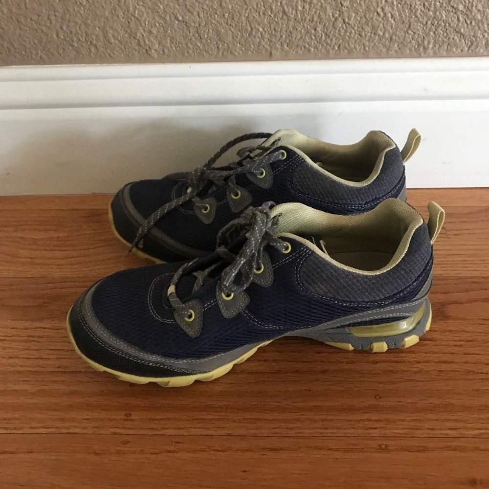 Ahnu Running Tennis Shoes